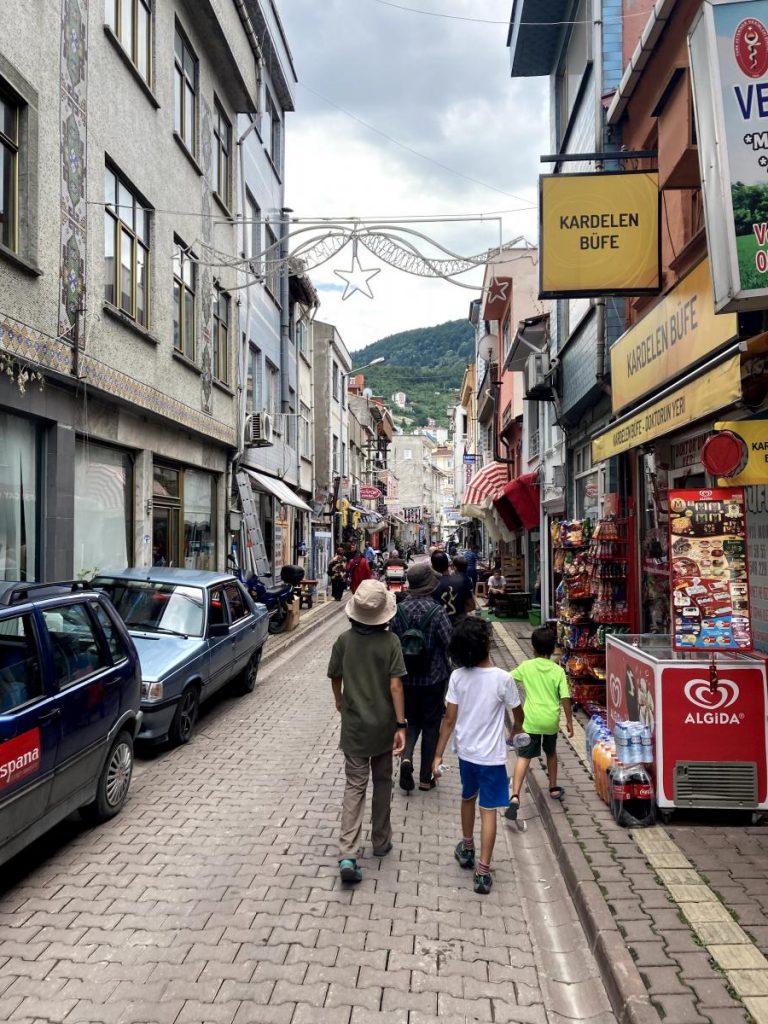 Yashirin kamera jinsiy aloqa video tualet